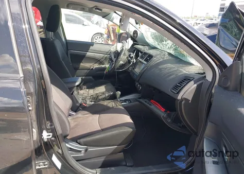 2019 Mitsubishi Outlander Sport 2.0 Es z USA, uszkodzony, nr VIN JA4AP3AU1KU032223